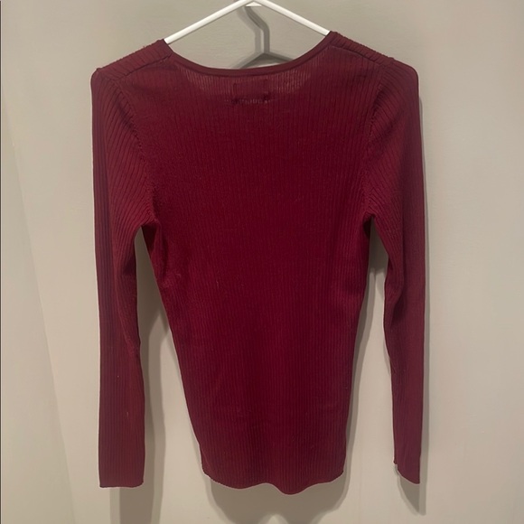 Red Long Sleeve Ribbed Top - Picture 3 of 3